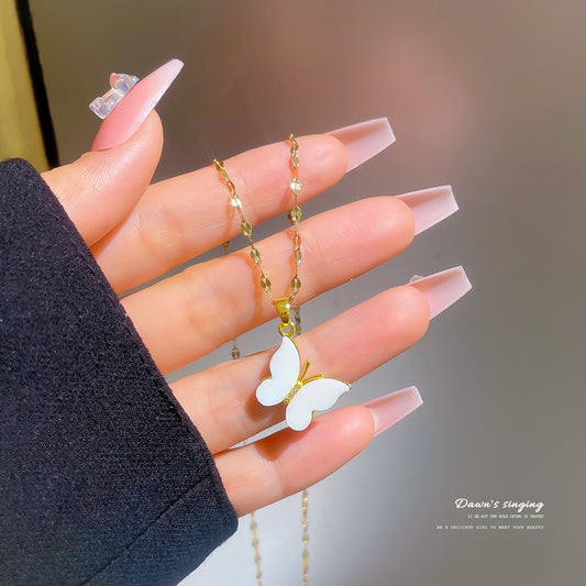 Collana con Pendente a Farfalla in Acciaio al Titanio Minimalista di Lusso con Madreperla per Donna, Delicata Catenina con Strass Intarsiati