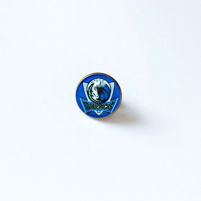 Pin de solapa metálico de equipos de baloncesto retro de la NBA - Insignia con gema vintage - Broche de Kobe Curry - Regalo para fans - Unisex