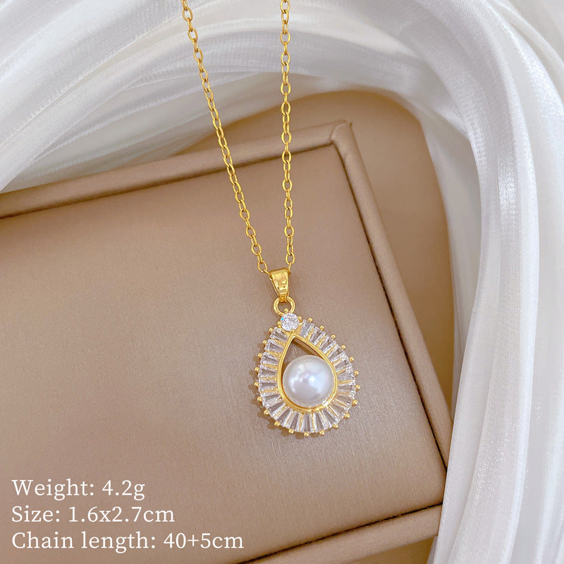 Sweet Luxury Teardrop Moon Rhinestone Pearl Brass Pendant Titanium Steel Necklace for Unisex