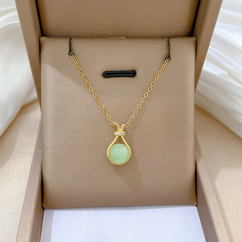 Collar con colgante de bolsa de la suerte minimalista para mujer, cadena de serpiente de acero inoxidable con detalles de diamantes de imitación completos y diseño de animal del zodíaco