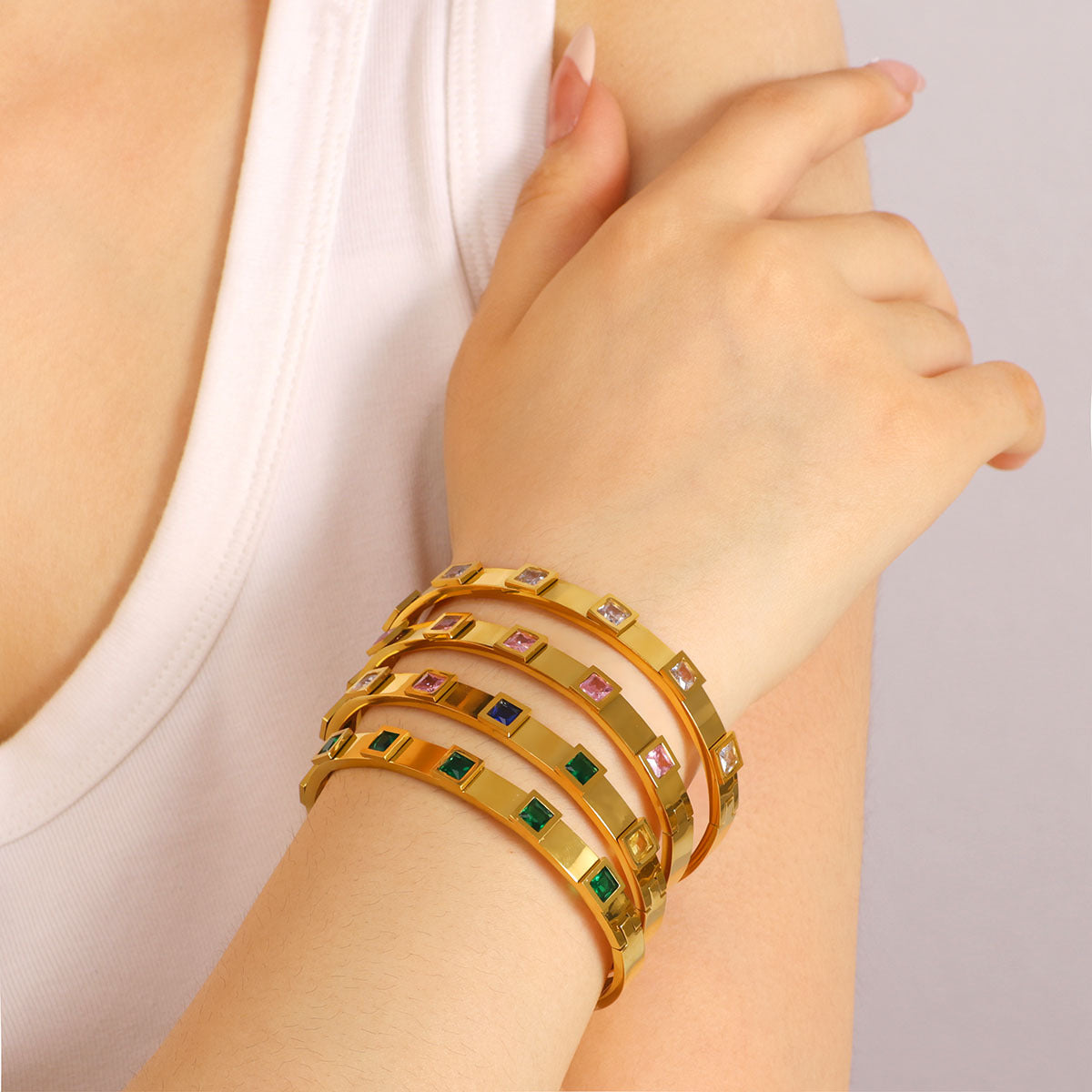 Minimalist Geometric Square-Cut Rhinestone Titanium Steel Bracelet for Women with Polished Gold Plating