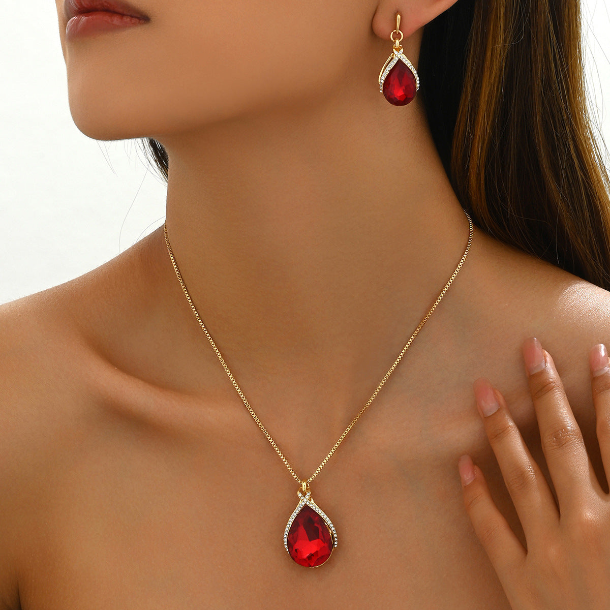 Sweet Minimalist Geometric Drop Earrings and Pendant Necklace Set for Women in Copper with Crystal Inlay