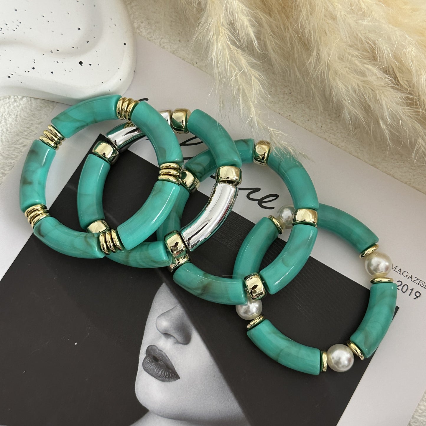 Fashion Vintage Geometric Acrylic Drip Oil Curved Tube Bracelet