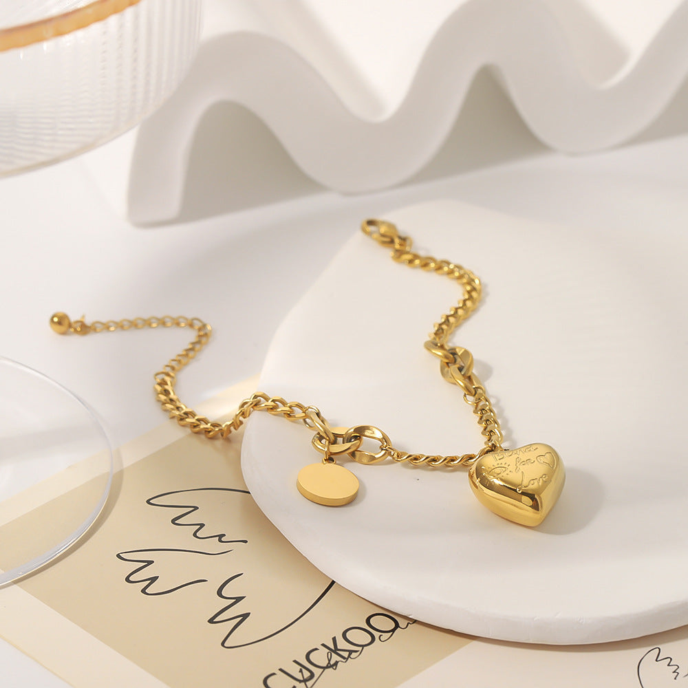 Vintage Minimalist Unisex Titanium Steel Heart-Shaped Pendant Bracelet with Polished Finish and 18K Vacuum Plating