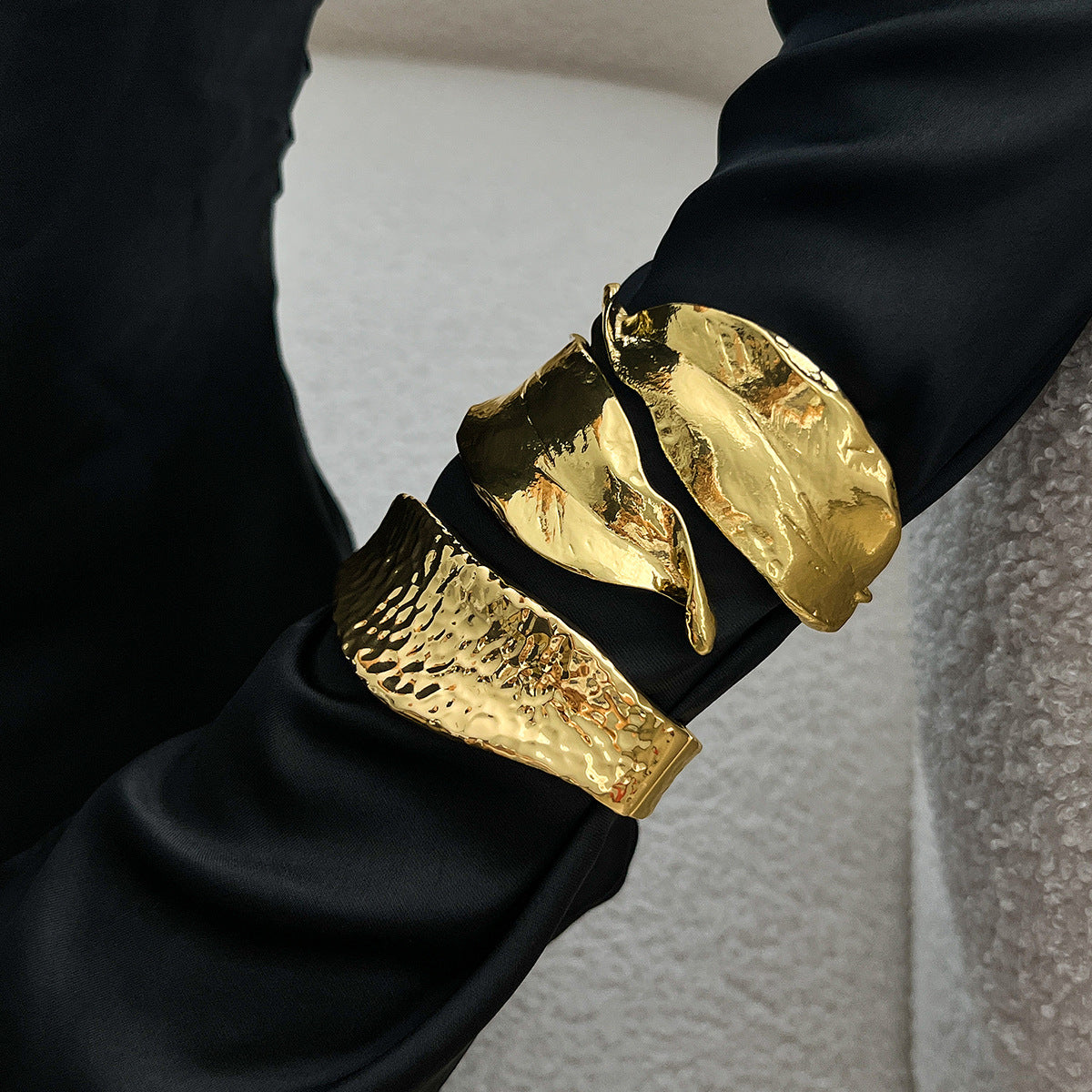 Exaggerated Irregular Leaf Plated Alloy Bracelet for Women