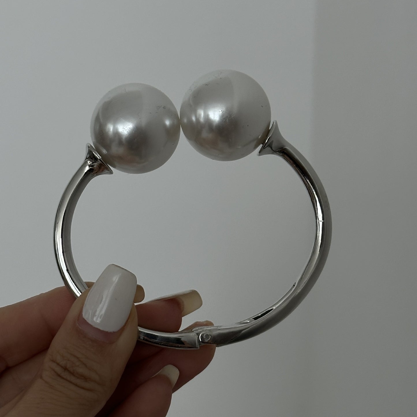 Fashion Minimalist Round Faux Pearl Plated Alloy Cuff Bracelet