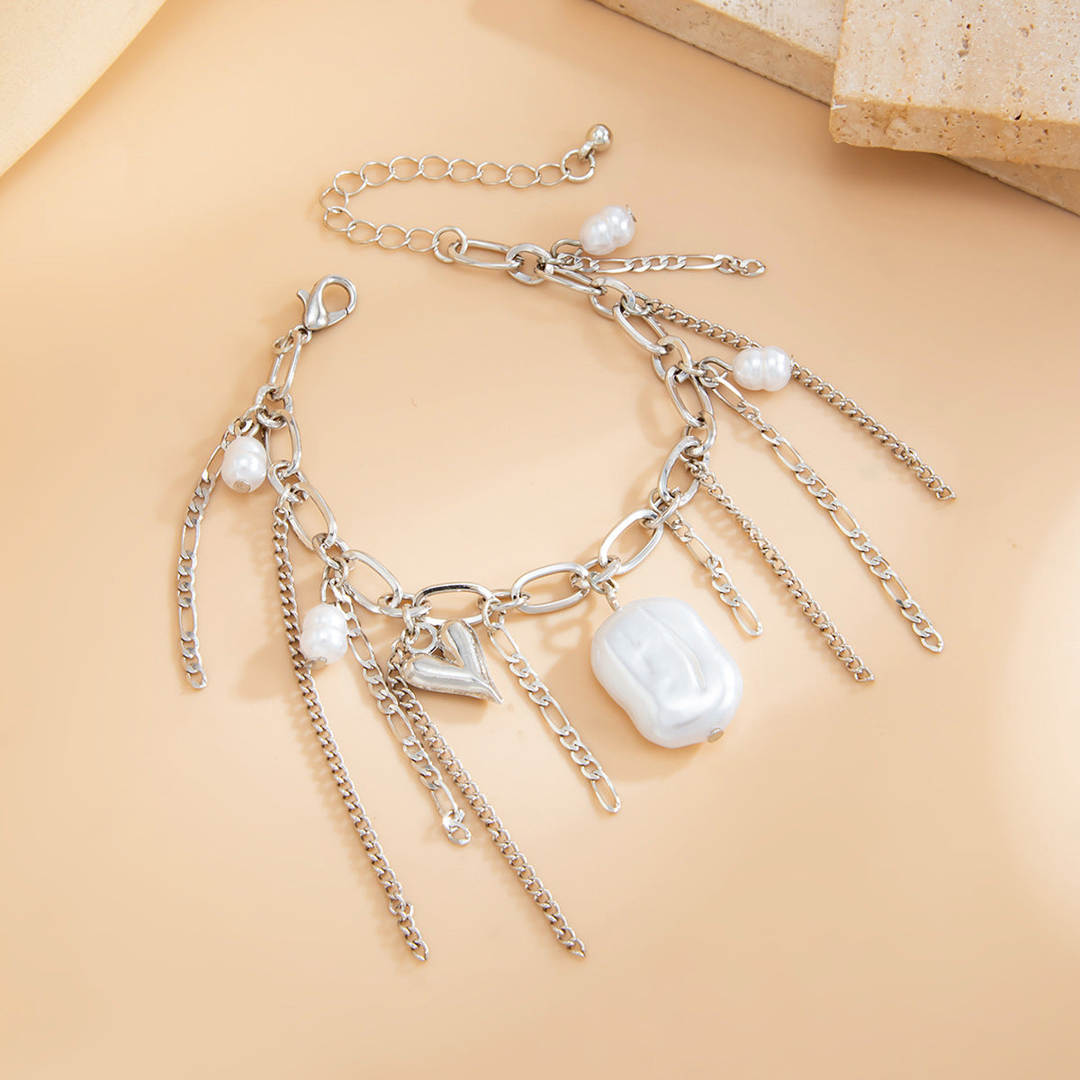 Sweet Heart Pearl Pendant Plated Brass Bracelet with Tassel for Women