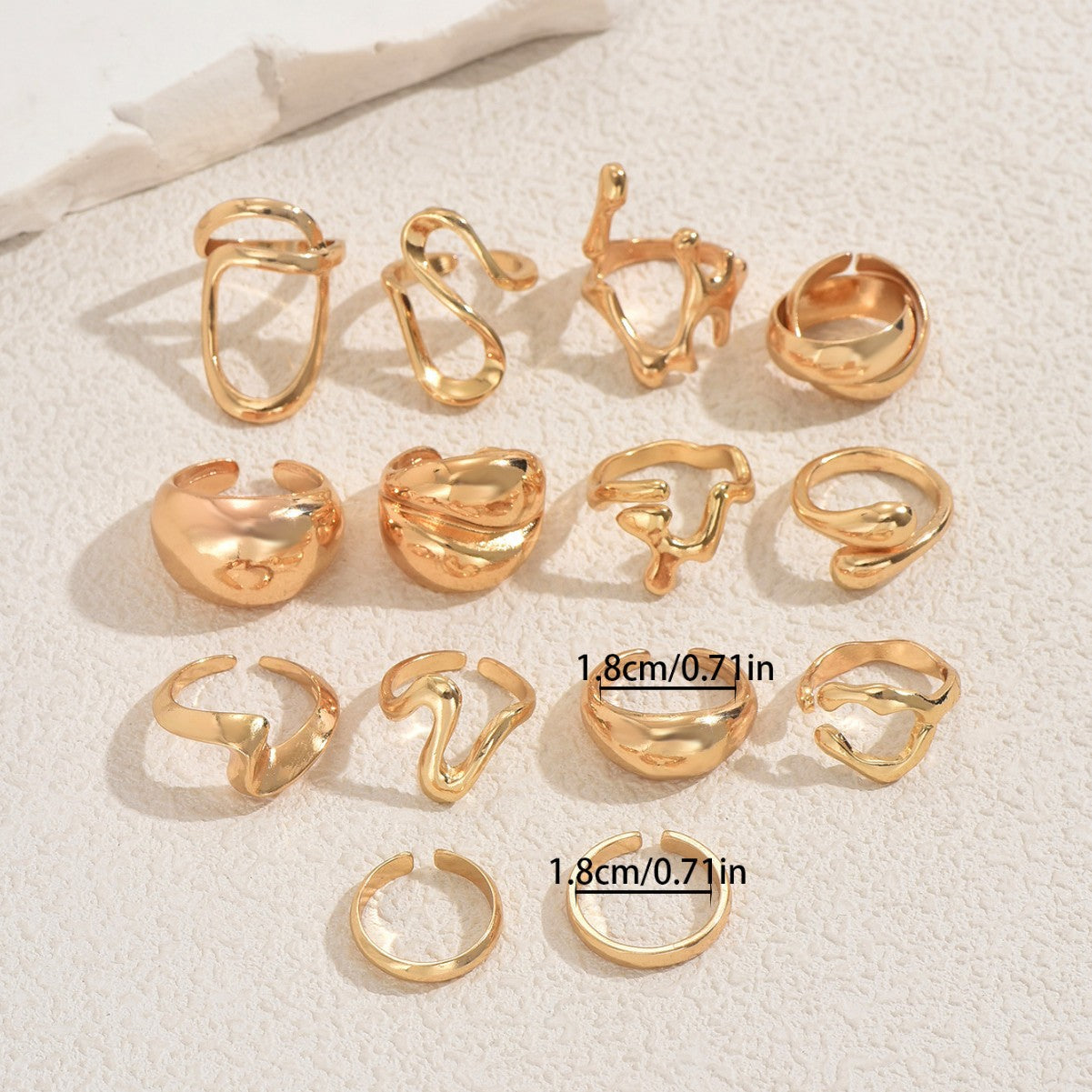 Anillo Abierto Geométrico para Mujer de Aleación de Zinc Chapado con Estilo Moderno Minimalista y Diseño de Banda de Metal Entrelazada