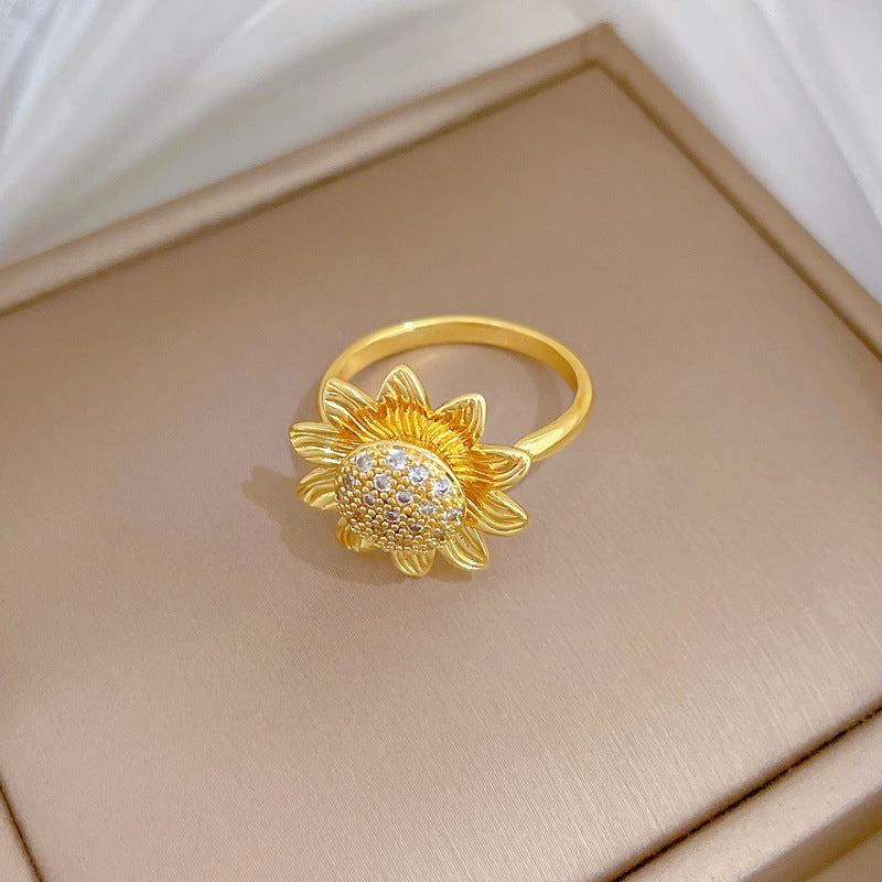 Sweet Minimalist Gold Plated Brass Rotating Sunflower Ring Adjustable Cartoon Design for Women and Couples