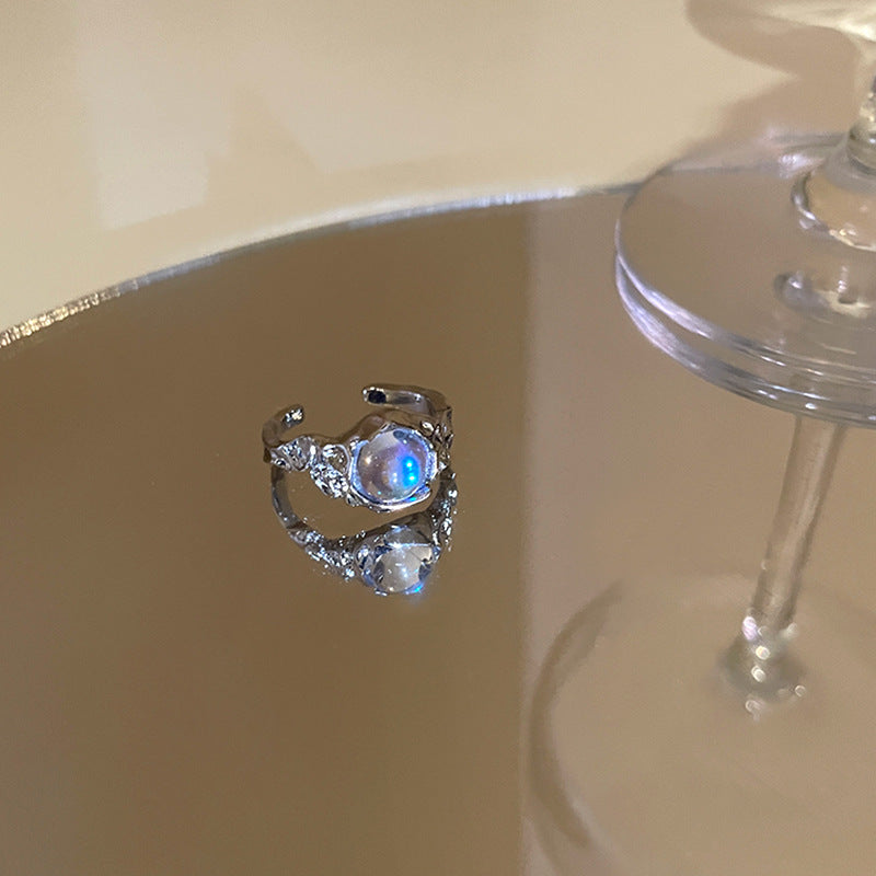 Anello Aperto Regolabile con Accento di Cristallo di Pietra di Luna in Acciaio al Titanio Placcato per Donna