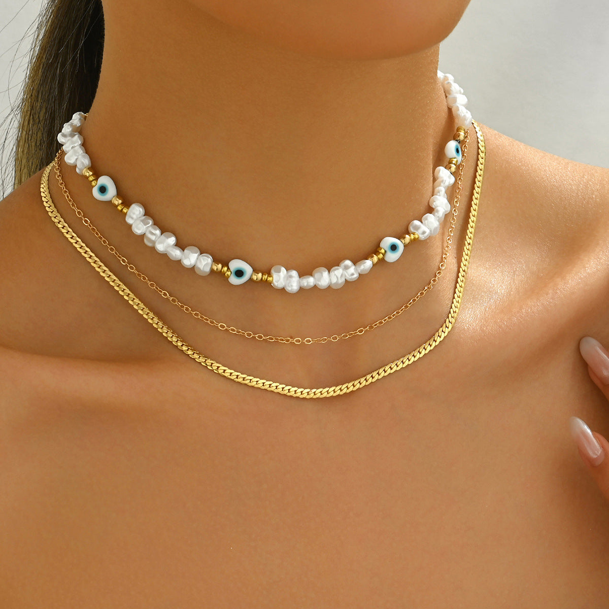 Conjunto de collar con colgante de aleación con forma de corazón minimalista e incrustaciones de perlas para mujer, cadena larga para clavícula, accesorio de moda