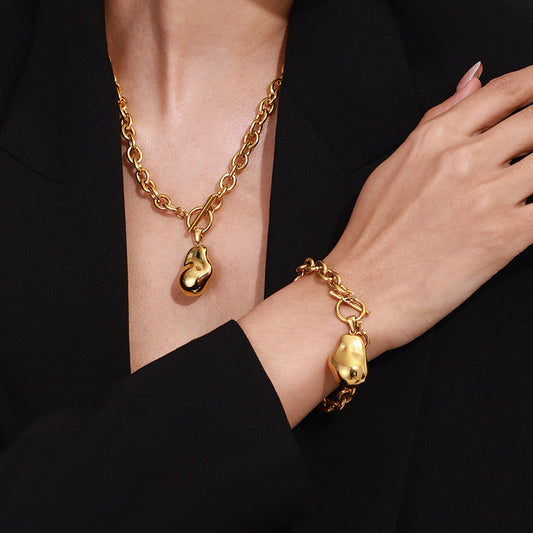 Luxury Elegant Geometric Oval Titanium Steel 18K Gold Plated Bracelet for Women