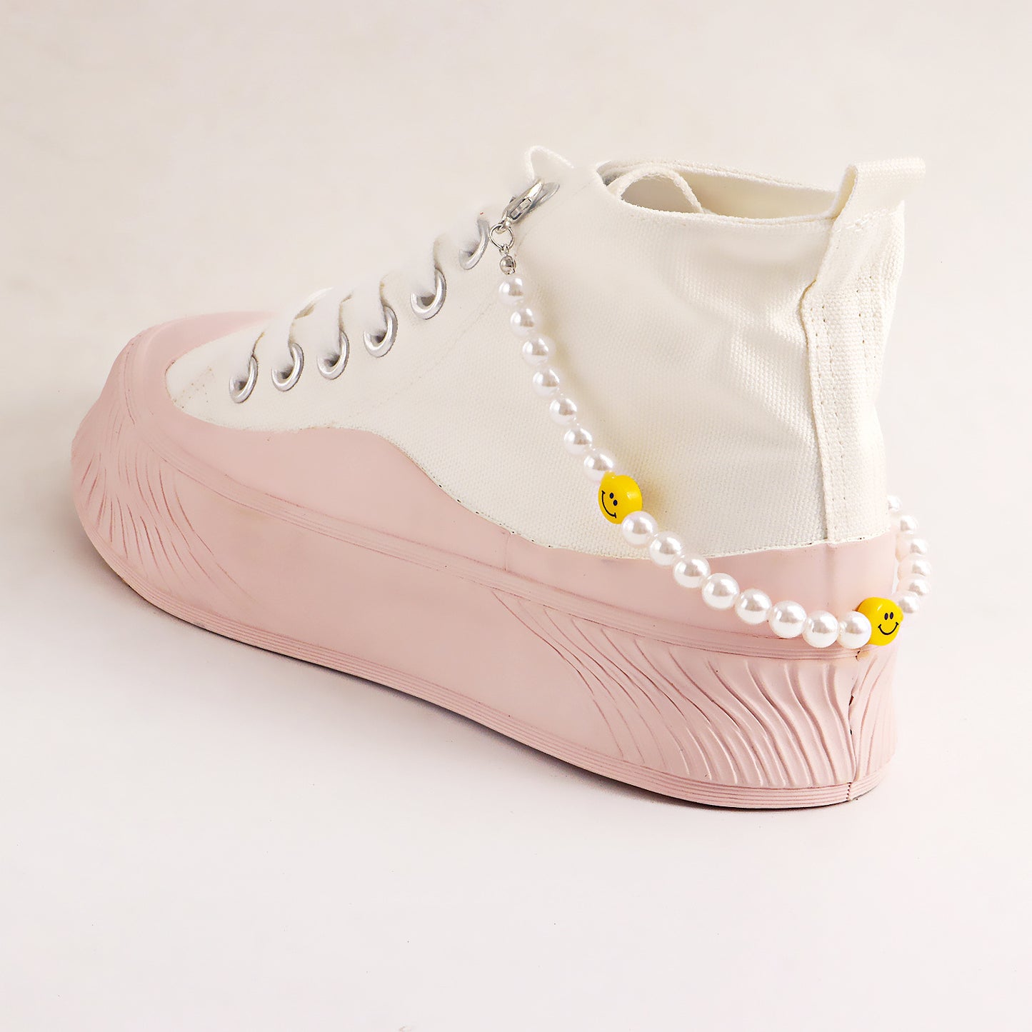 Minimalist Smile-Shaped Alloy Anklet with Woven Beach Style Design for Women