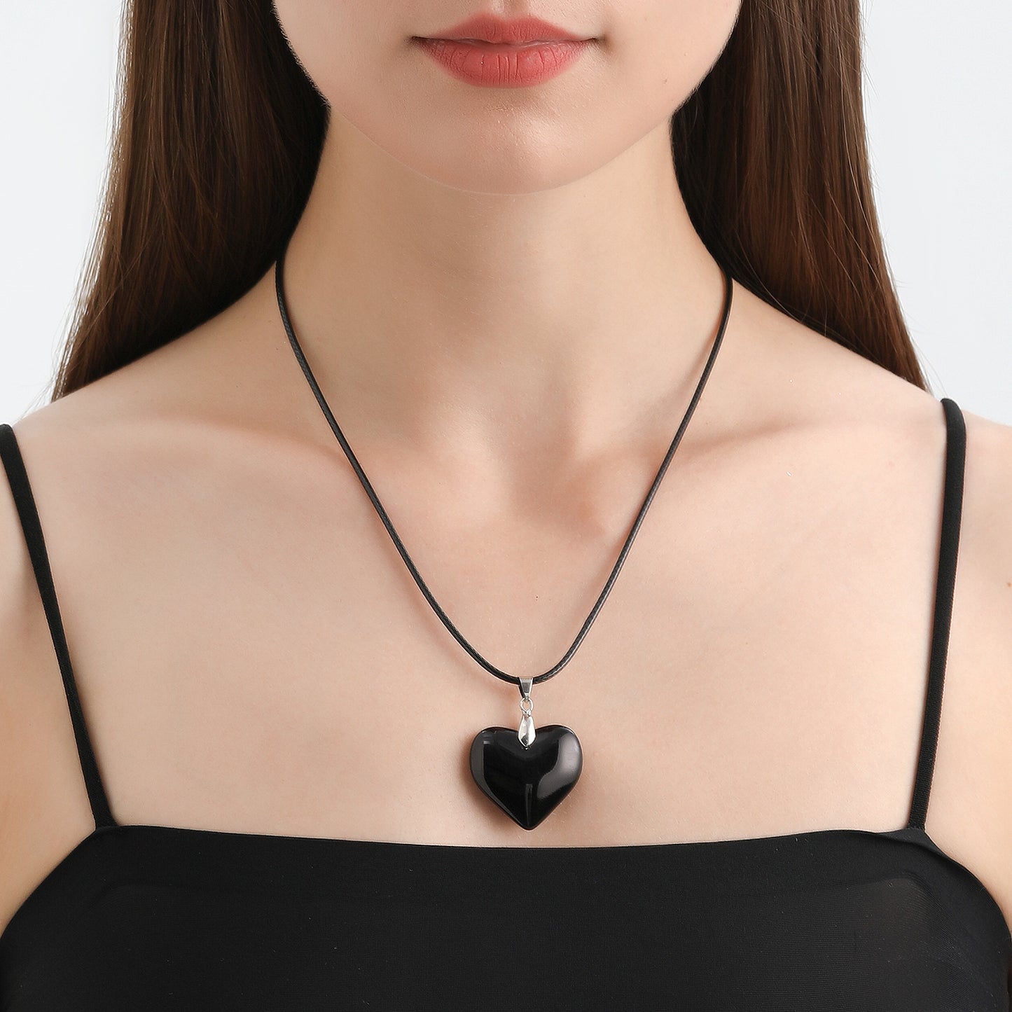 Minimalist Red Heart Pendant Necklace for Women Alloy Geometric Shape Plated Clavicle Chain
