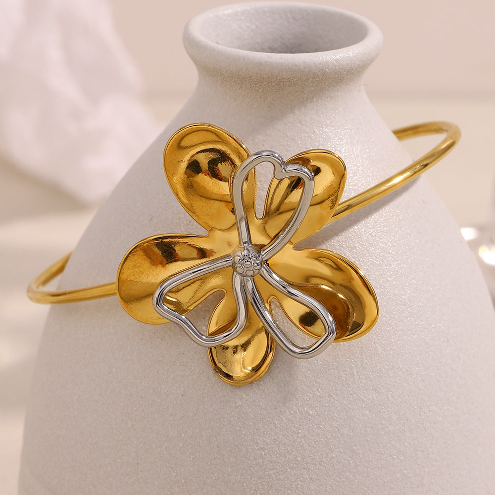 Minimalist Asymmetrical Double-Layer Stainless Steel Bracelet with 18K Gold Plating and Circular Floral Design for Women