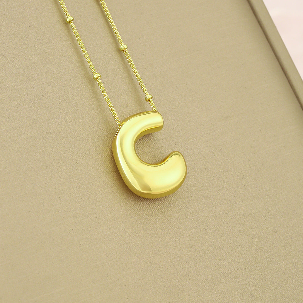 Collana girocollo minimalista da donna con ciondolo a lettera in rame placcato, catenina delicata