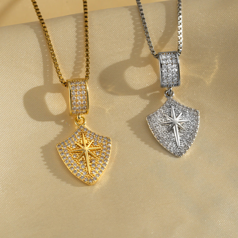 Collana con pendente a forma di cuore alla moda in acciaio al titanio con finitura placcata per donna, design a catena a scatola