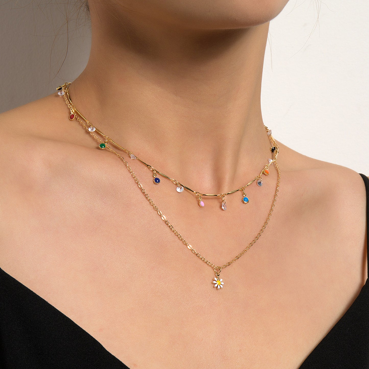 Vintage Minimalist Floral Geometric Alloy Rhinestone Pendant Necklace for Women