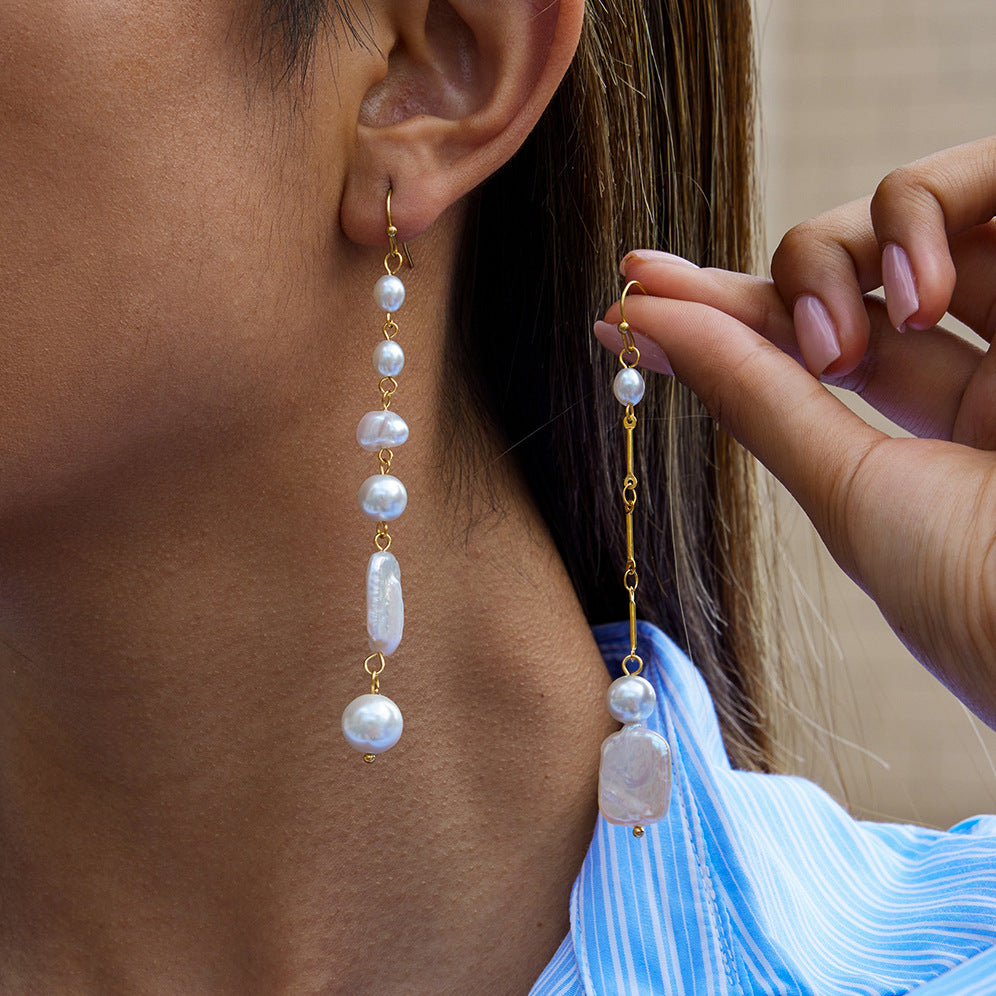 Pendientes Colgantes Geométricos Minimalistas con Perlas en Acero Inoxidable con Acabado Chapado para Mujer