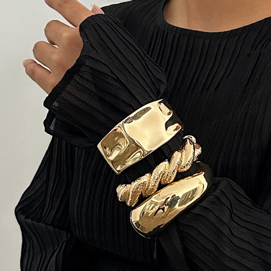 Minimalist Irregular Oval Rope Chain Plated Alloy Cuff Bracelet