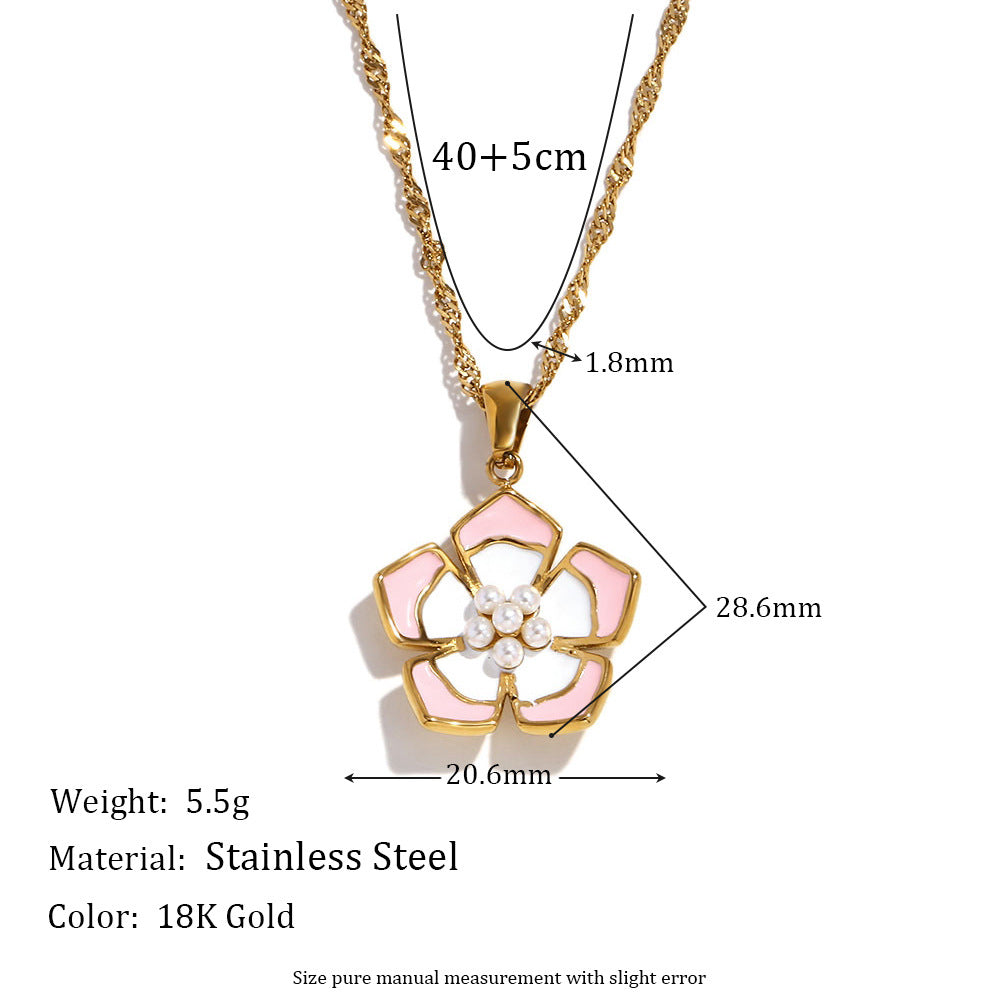 Collana pendente con petalo floreale alla moda da donna in acciaio inossidabile placcato oro 18 carati con dettagli in smalto