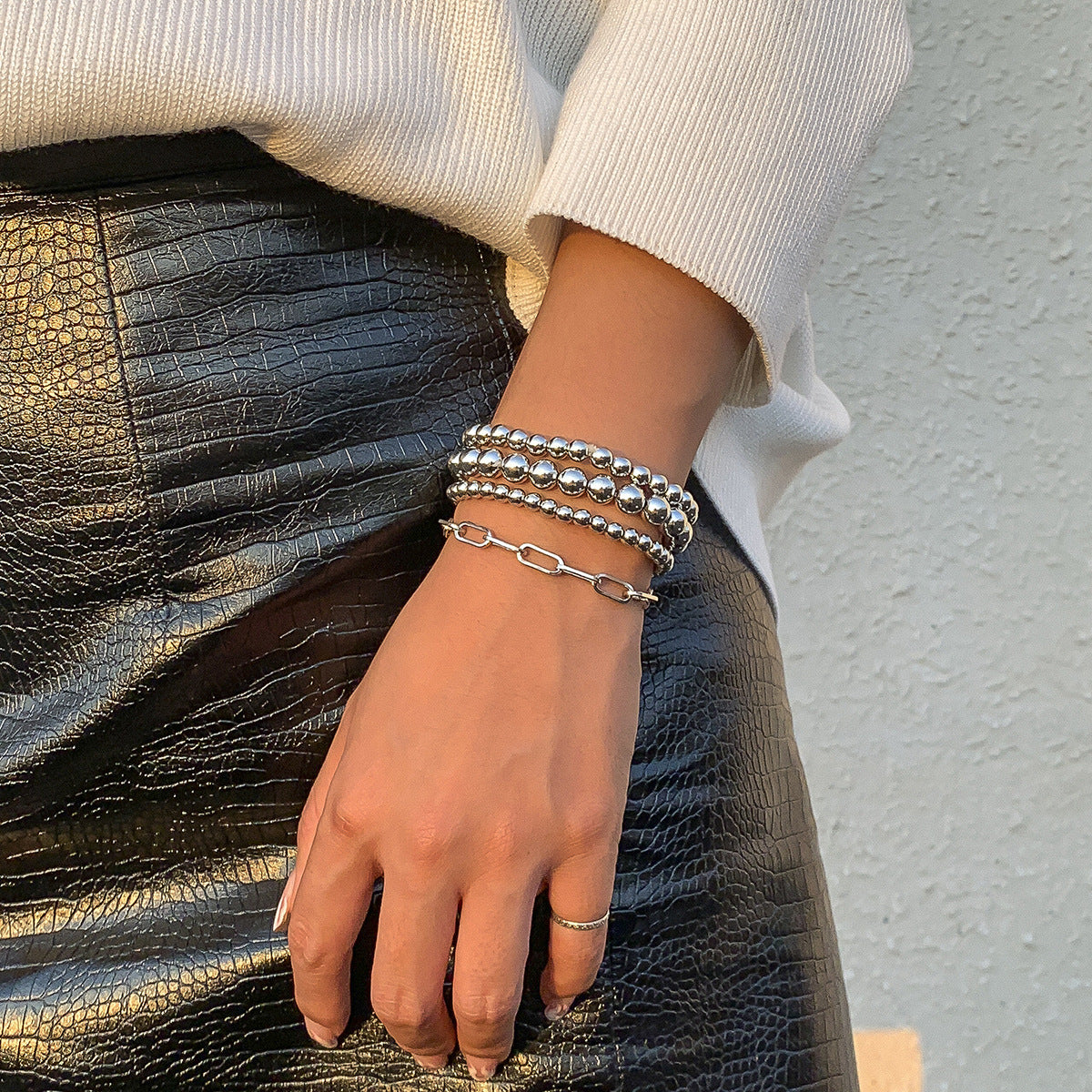 Minimalist Geometric Woven Metal Bracelet with Hollow Out Design for Women