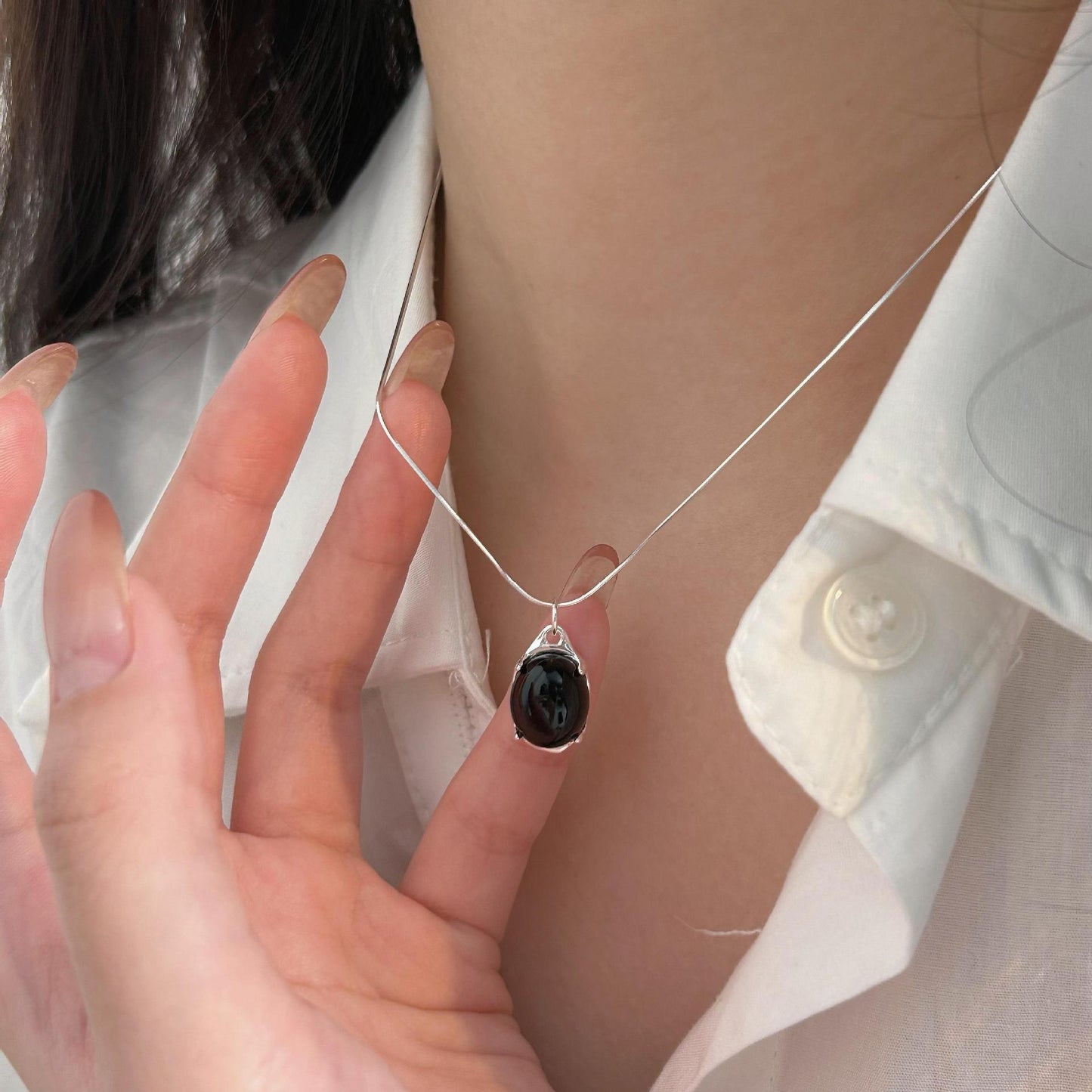 Collana con Pendente Geometrico Minimalista in Agata Nera in Argento Sterling 925 con Finitura Placcata Catena Snake