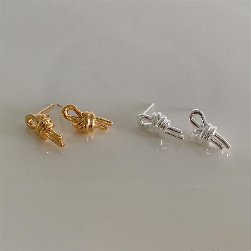 Minimalist Sweet 925 Sterling Silver Plated Geometric Letter Knot Stud Earrings