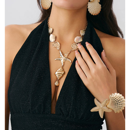 Statement Necklace with Starfish and Seashell Charms, Alloy Y-Shaped Pendant Necklace with Plated Finish, Bohemian-Inspired Ocean-Themed Collar Jewelry for Women