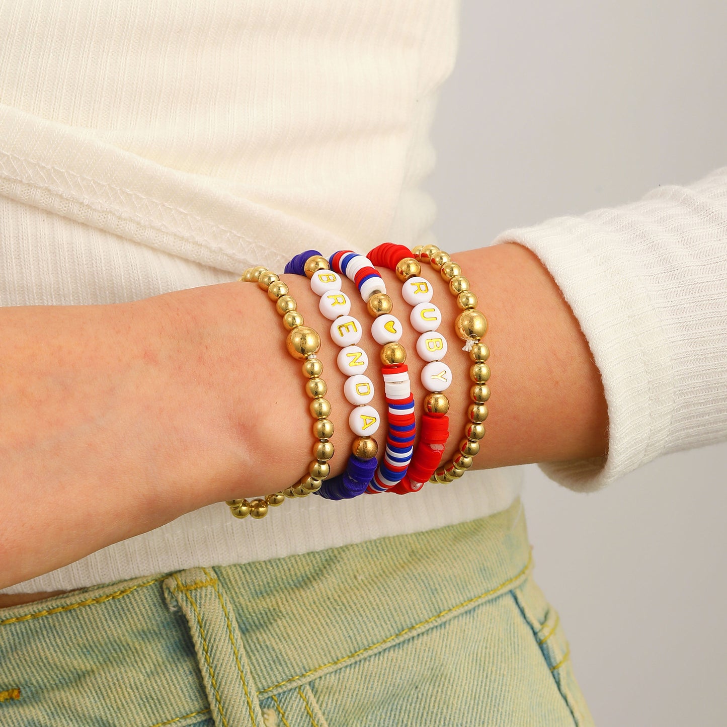 Bracciale Unisex con Ciondolo Geometrico a Stella in Resina Colorata Set di Bracciali Elastici con Perline per Donna e Uomo