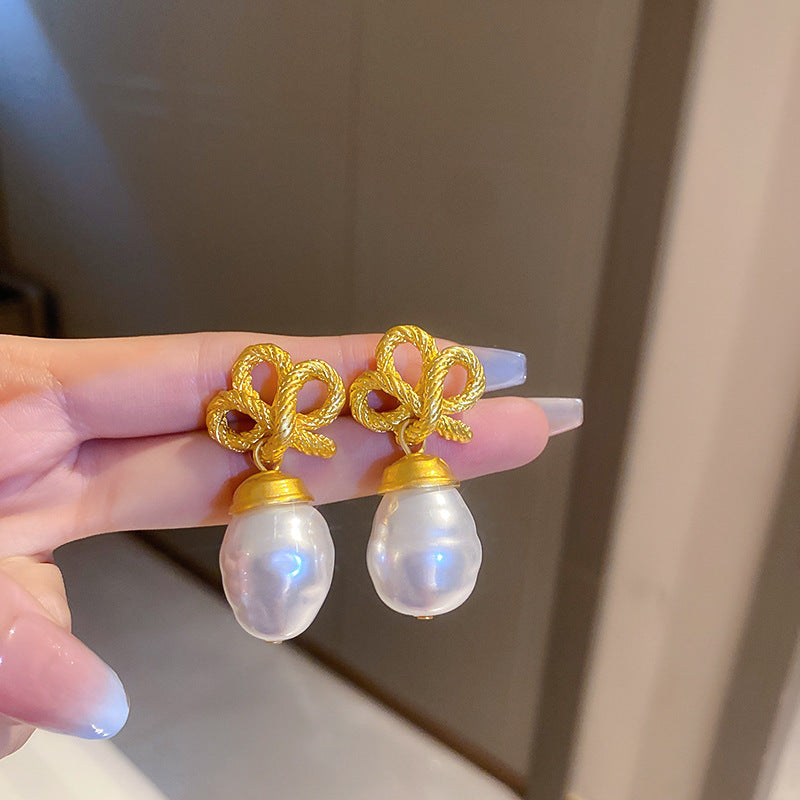 Vintage Floral and Teardrop Shaped Copper Earrings with 925 Silver Posts, Electroplated Finish, Elegant Court-Inspired Retro Ear Jewelry for Women