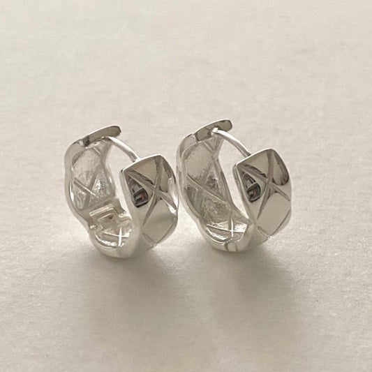 Minimalist Korean-Inspired Letter-Shaped 925 Sterling Silver Stud Earrings with Plated Finish