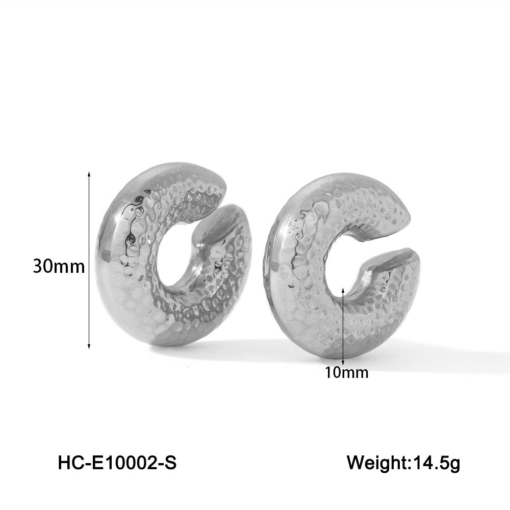 Geometric Hollow Ear Clip for Women in Stainless Steel with Gold Plating and Hammered Texture