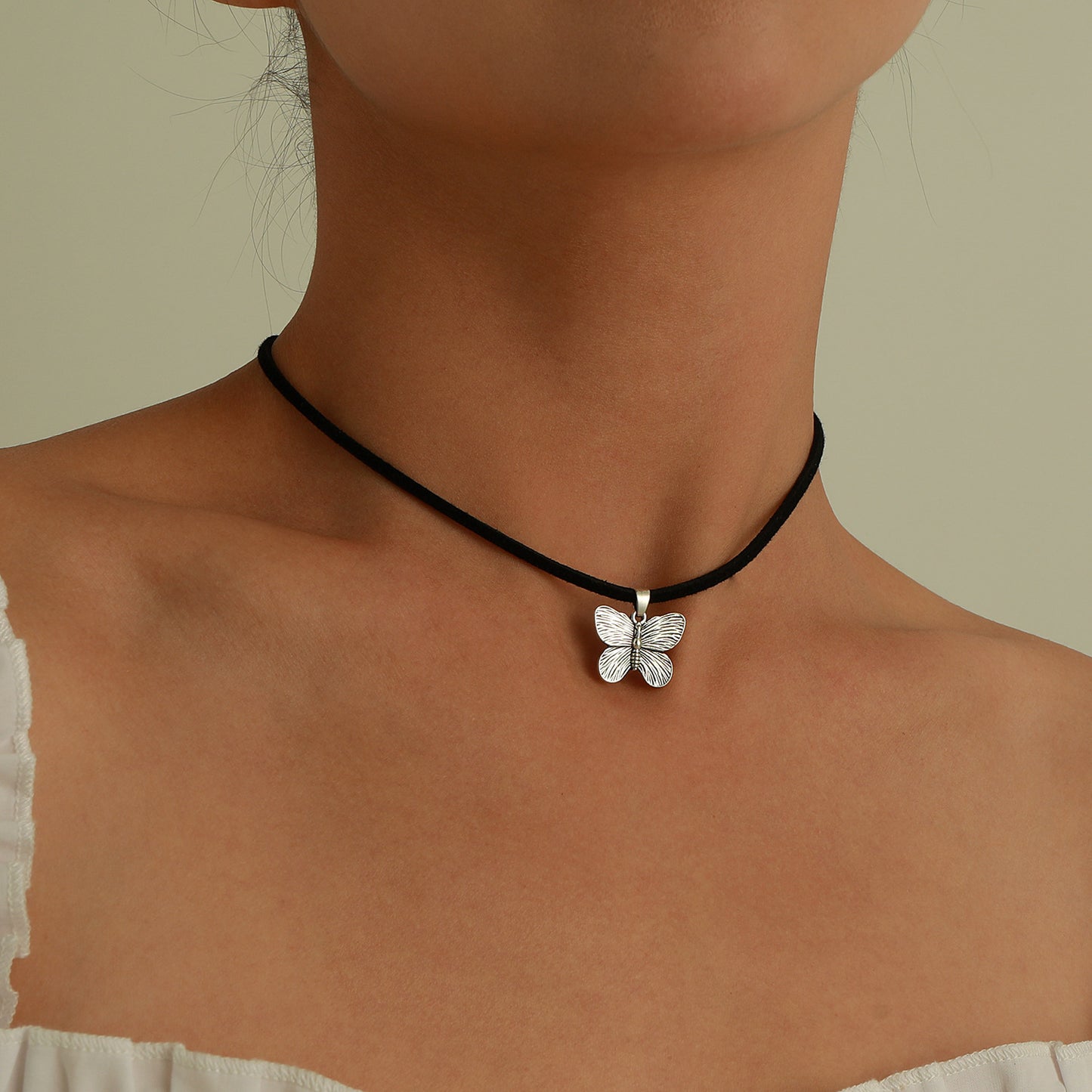Punk Style Butterfly Pendant Necklace for Women with Electroplated Alloy and Faux Suede Cord