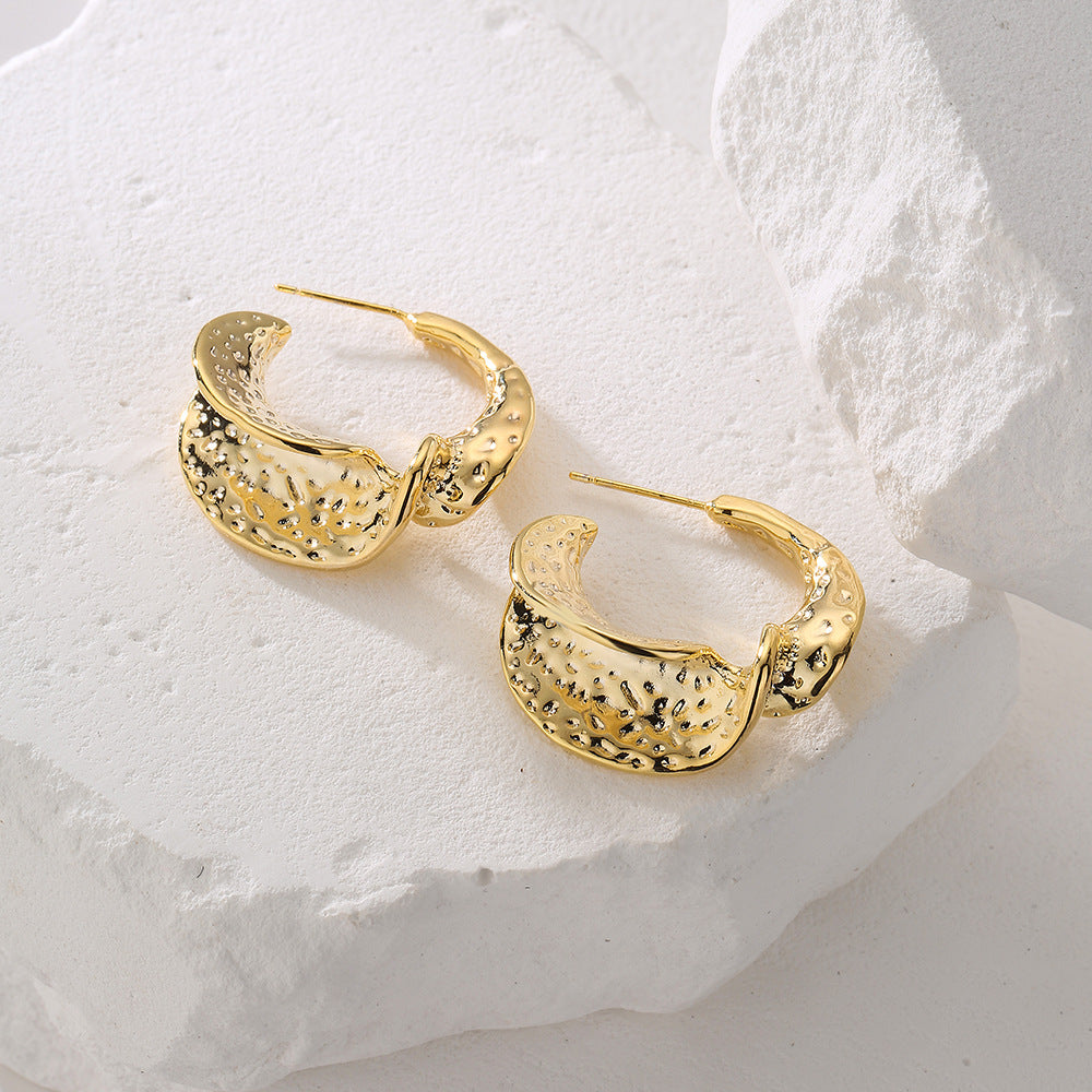 Minimalist Geometric Copper Earrings with 18K Gold Plating for Women Featuring Clean Line Design