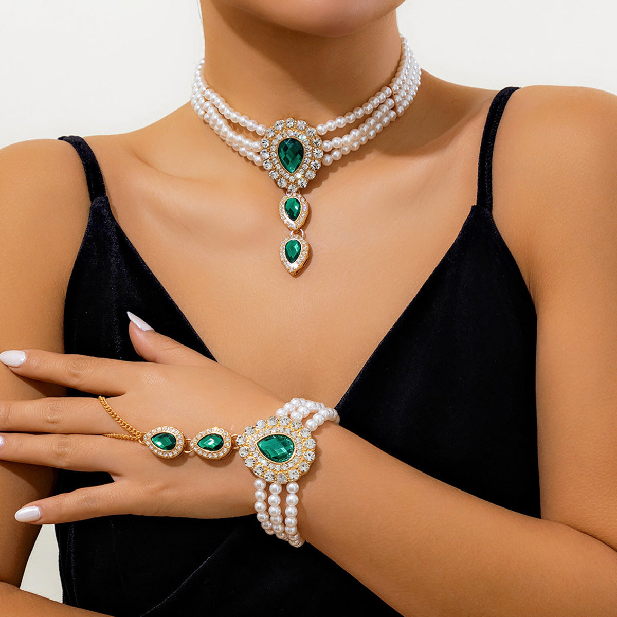 Collar Gargantilla de Aleación con Forma de Lágrima, Estilo Vintage Francés, con Detalles de Diamantes de Imitación y Diseño de Cadena de Cuentas para Mujer