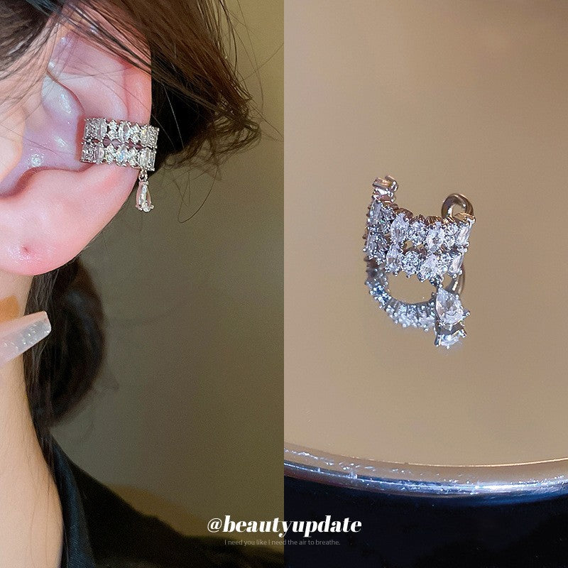 Sparkling Zircon Butterfly Ear Cuffs for Women Minimalist Elegant Ear Bone Clips with Simulated Pearl Accents