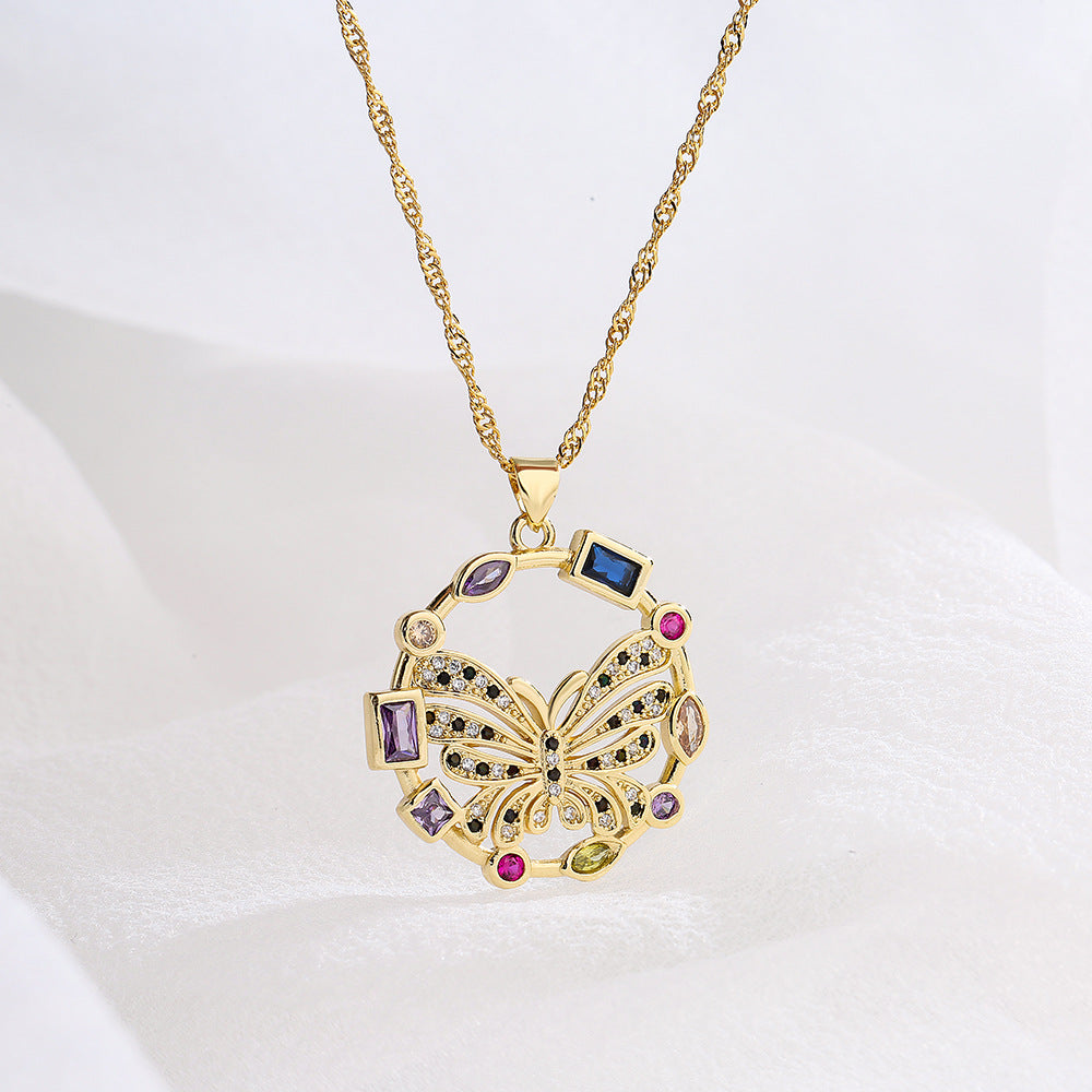 Cute INS-Style Animal Pendant Necklace for Women with Copper Base Plated in 18K Gold and Zircon Inlay