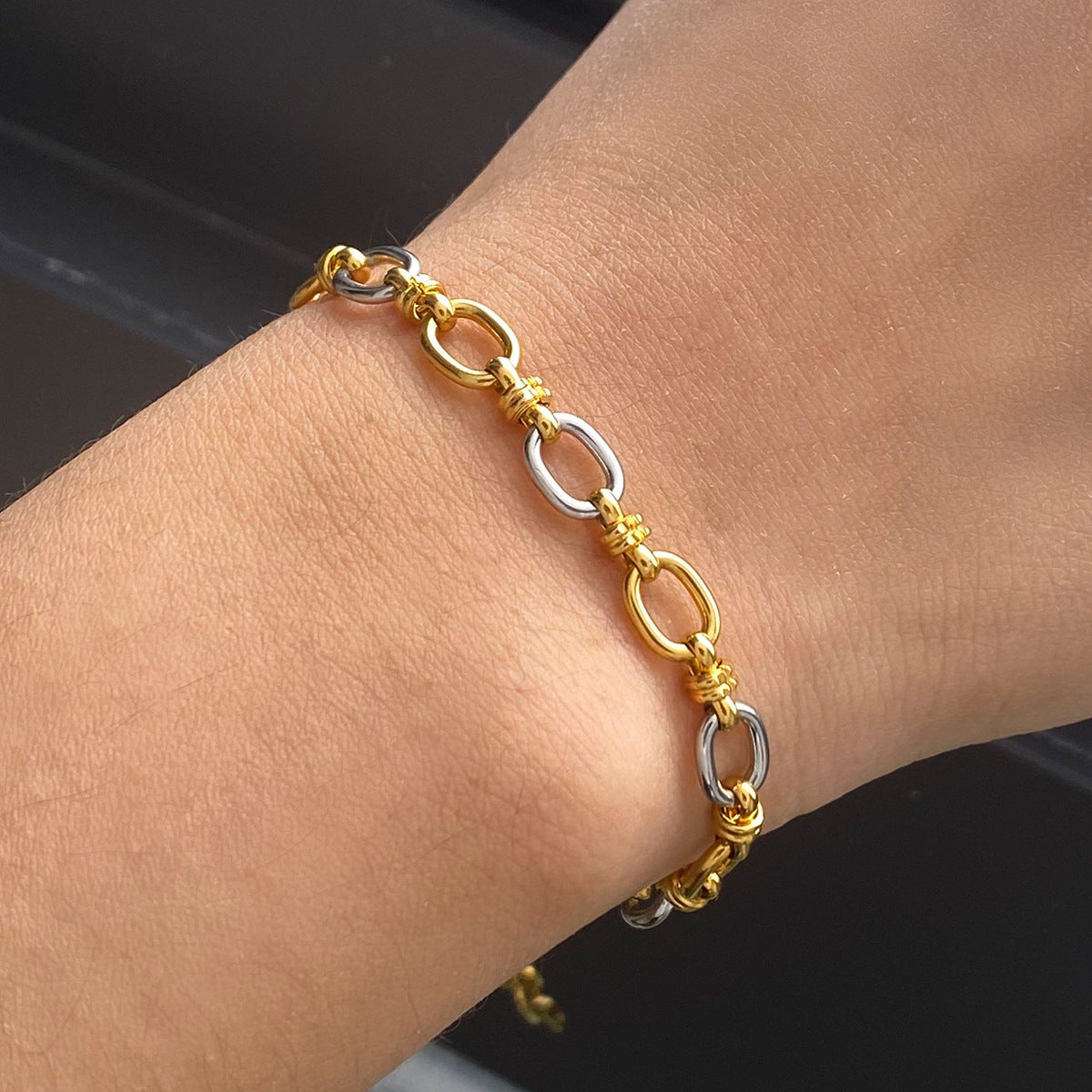 Elegant 18K Gold Plated Geometric Titanium Steel Necklace and Bracelet Set for Women
