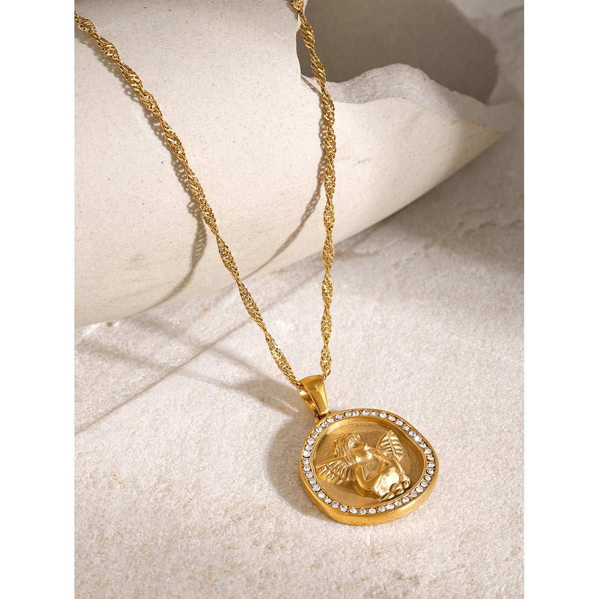 Minimalist 18K Gold Plated Round Stainless Steel Necklace with Rhinestone Abstract Pendant