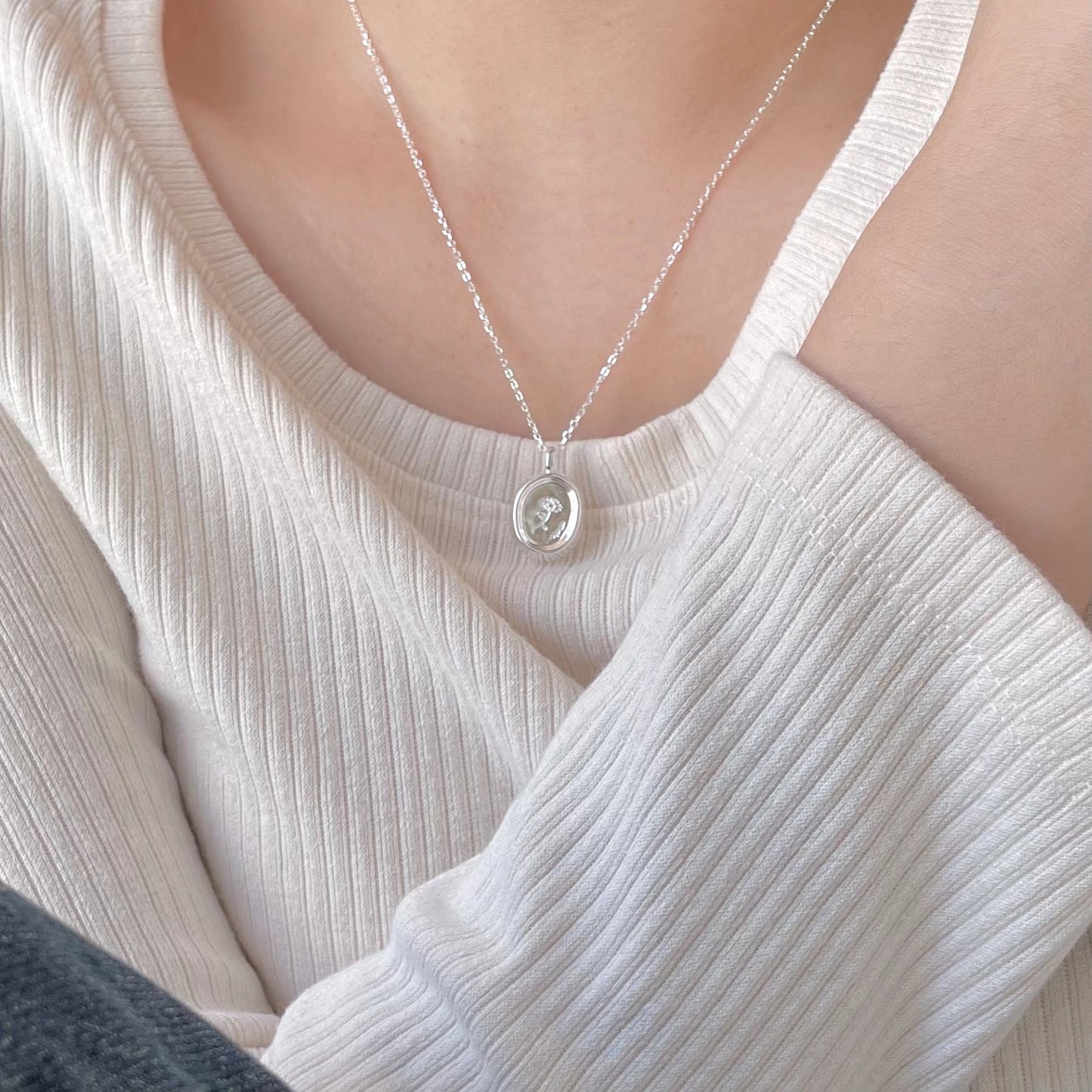 Minimalist 925 Sterling Silver Geometric Stamped Floral Necklace