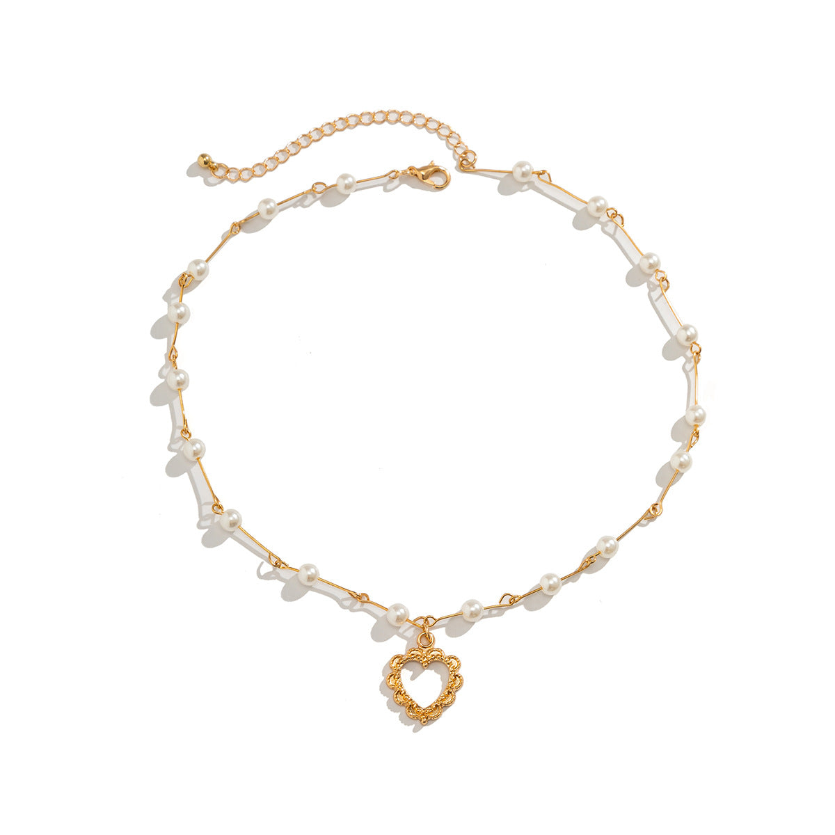 Rustic Floral Style Hollow Heart-Shaped Alloy Pendant Necklace for Women with Electroplated Finish and Beaded Chain