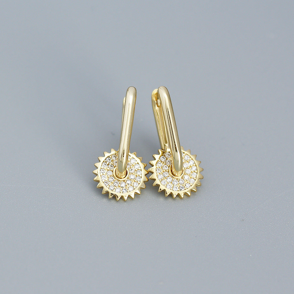 Sweet Streetwear Geometric 925 Sterling Silver Inlaid Diamond Stud Earrings