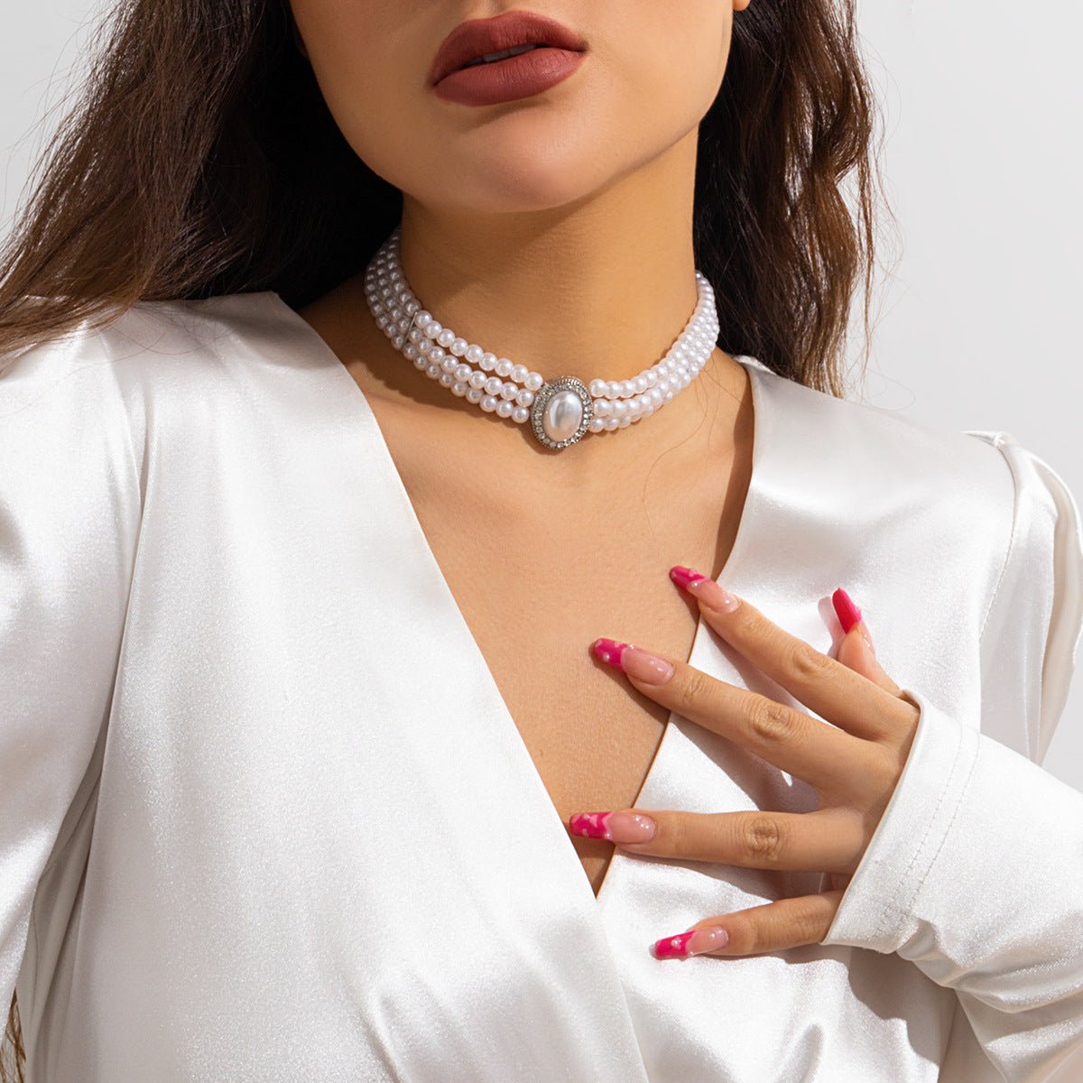 Elegant French-Style Multi-Layer Beaded Necklace with Round Geometric Pendant and Alloy Charm for Women