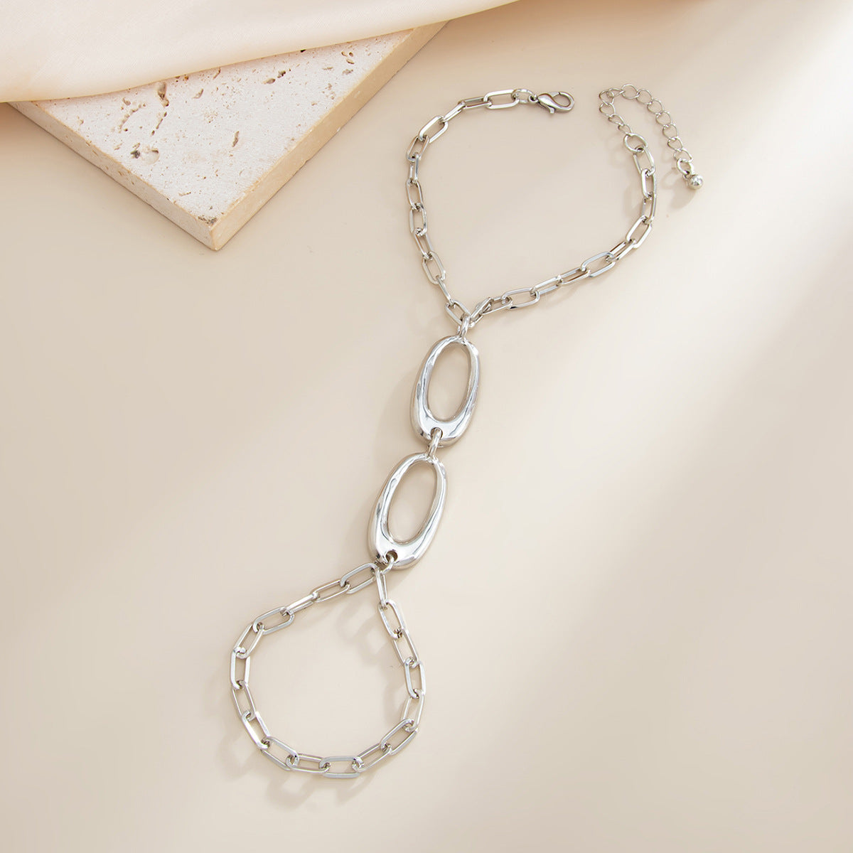 Sweet Geometric Oval Zinc Alloy Plated Y-Shaped Cross Cable Chain Necklace with Tassel Pendant for Women