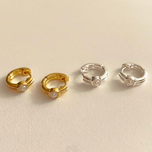 Pendientes de perlas con letras geométricas, de plata de ley 925, chapados en oro, minimalistas y dulces