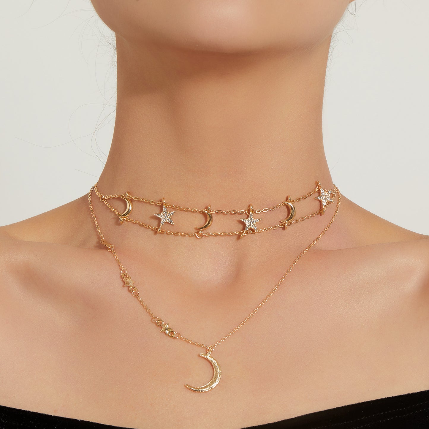 Casual Alloy Star Moon Pendant Necklace with Singapore Chain