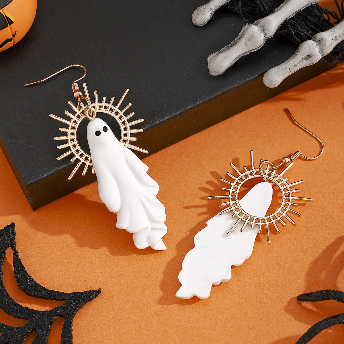 Aretes colgantes de fantasma geométricos de estilo bohemio de aleación con postes de acero inoxidable