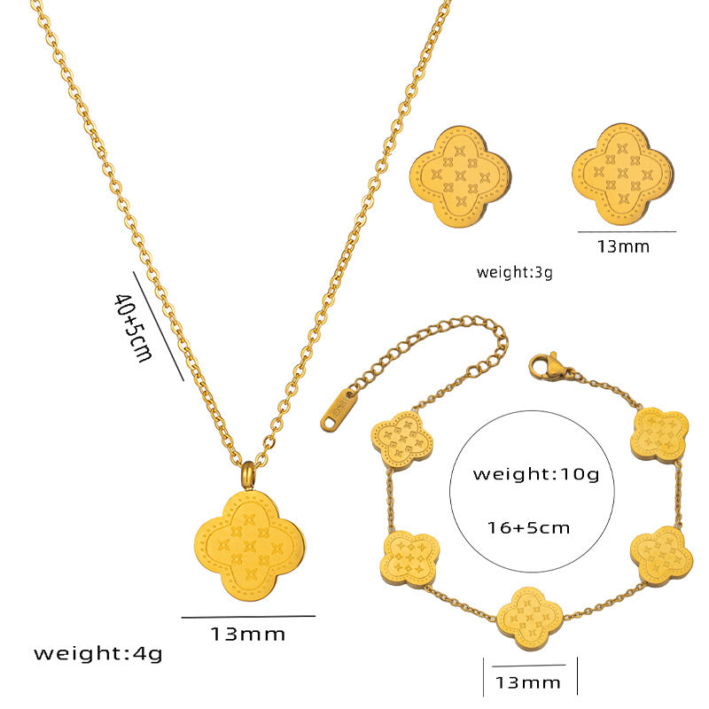 Set di Collane da Donna Minimaliste di Lusso con Cuore e Forme Geometriche in Acciaio al Titanio, Placcate Oro e con Catena a O