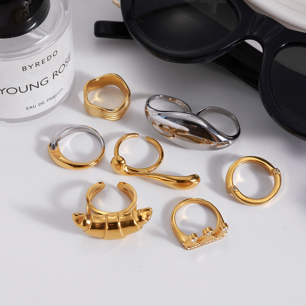 Elegant 18K Gold Plated Geometric Stainless Steel Ring for Women